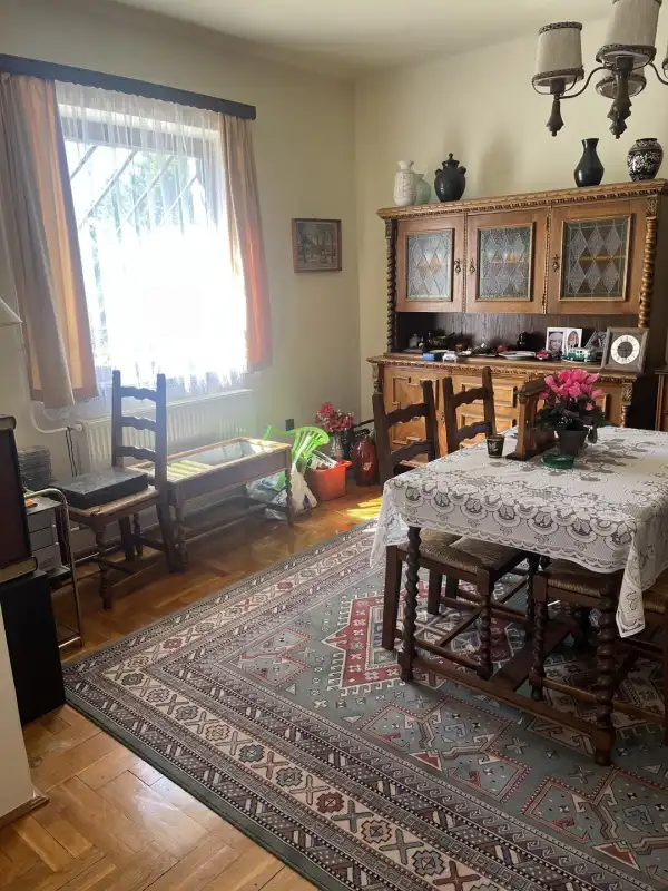 Eladó családi ház, Budapest, XVI. kerület 5 szoba 250 m² 185 M Ft