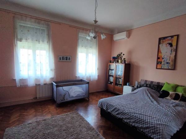 eladó családi ház, Budapest, XXI. kerület