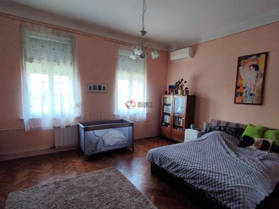 eladó családi ház, Budapest, XXI. kerület