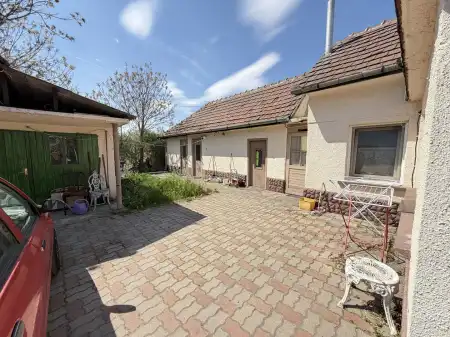 Eladó családi ház, Budapest, XXI. kerület 2 szoba 50 m² 67.9 M Ft