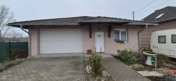 Eladó családi ház, Szigetszentmiklós 4 szoba 134 m² 87.9 M Ft