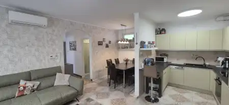 Eladó ikerház, Szigetszentmiklós 1+3 szoba 74 m² 75 M Ft
