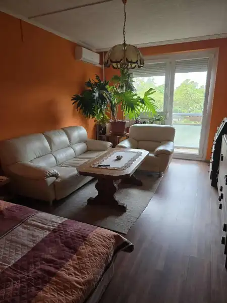 Eladó panellakás, Budapest, XV. kerület 1+2 szoba 55 m² 67.9 M Ft