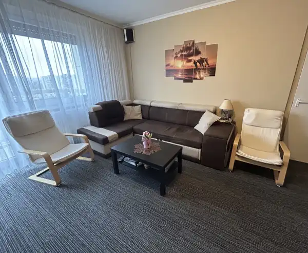 Eladó panellakás, Budapest, XXI. kerület 1+2 szoba 58 m² 53.9 M Ft