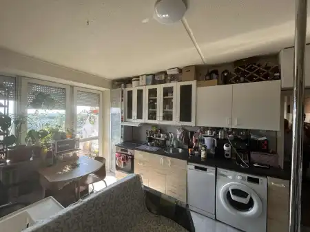 Eladó panellakás, Budapest, XXI. kerület 1+3 szoba 55 m² 61 M Ft