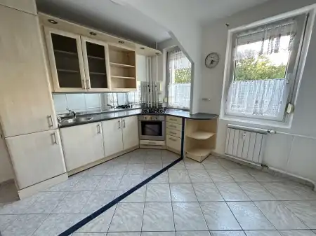 Eladó panellakás, Budapest, XXI. kerület 3 szoba 70 m² 71.99 M Ft