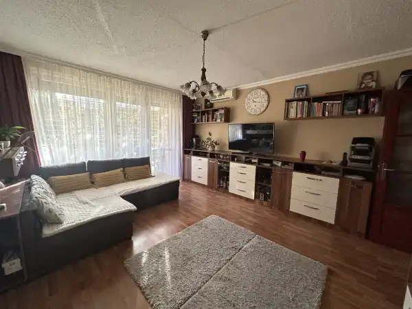 Eladó panellakás, Budapest, XXI. kerület 3 szoba 71 m² 71.99 M Ft