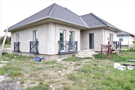 eladó újépítésű családi ház, Bodmér
