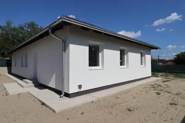Eladó újépítésű családi ház, Szigetszentmiklós 6 szoba 130 m² 88 M Ft