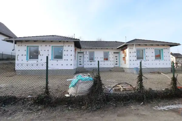 Eladó újépítésű ikerház, Szigetszentmiklós 4 szoba 85 m² 65 M Ft